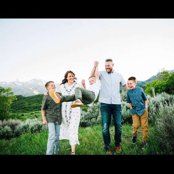 Meet your Posher, August - Picture 1 of 1